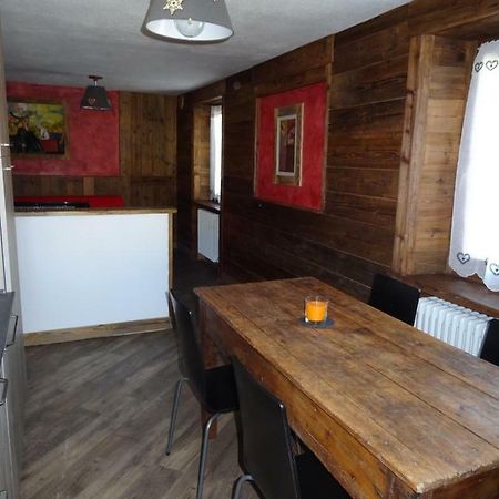 Maison D'Antan Alloggio Ad Uso Turistico Vda Charvensod N 0022 아오스타 외부 사진