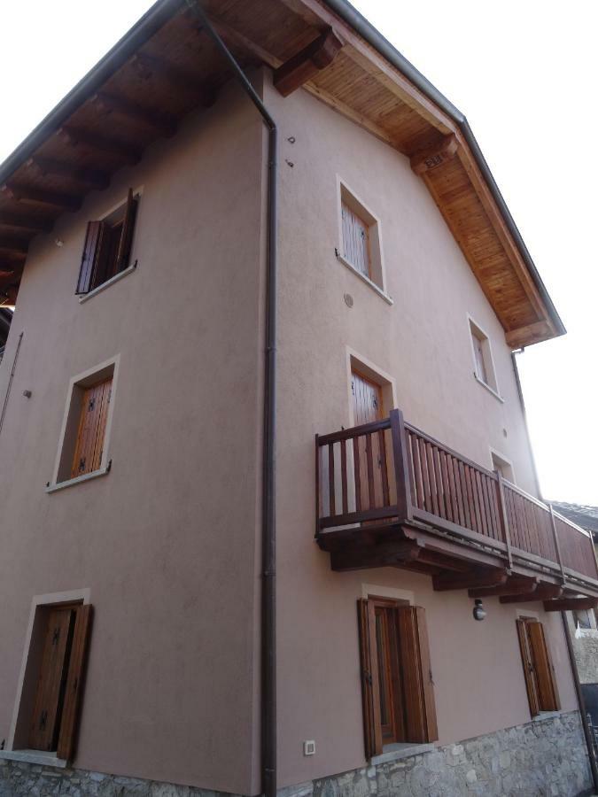 Maison D'Antan Alloggio Ad Uso Turistico Vda Charvensod N 0022 아오스타 외부 사진